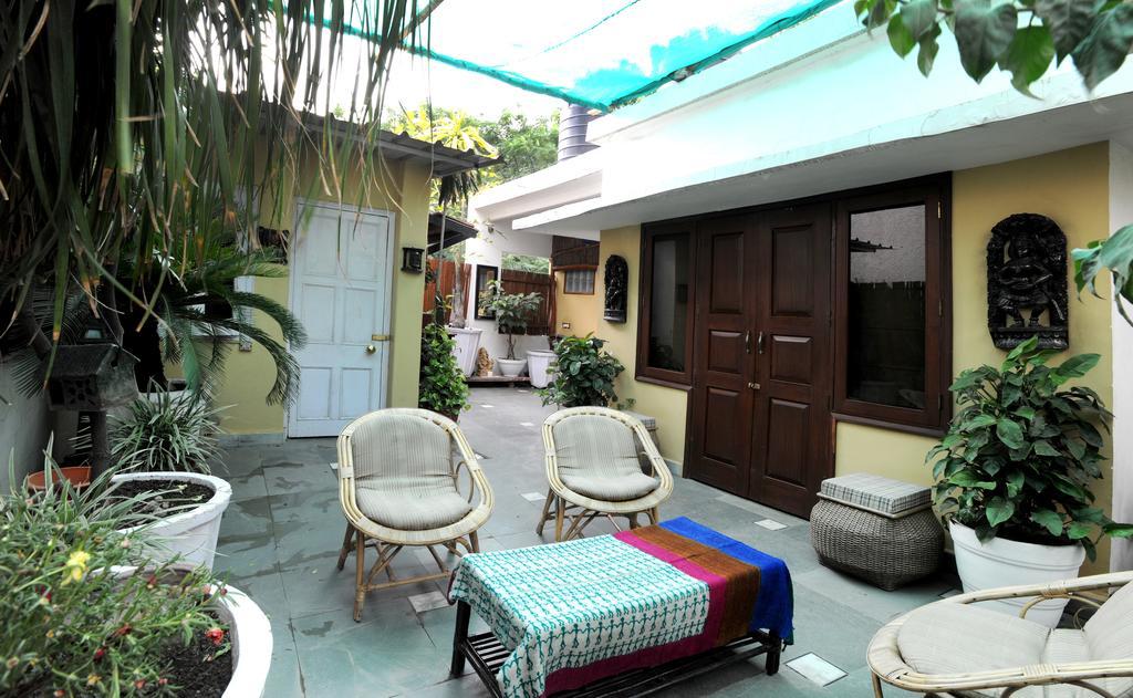 Master Bed And Breakfast Yeni Delhi Dış mekan fotoğraf